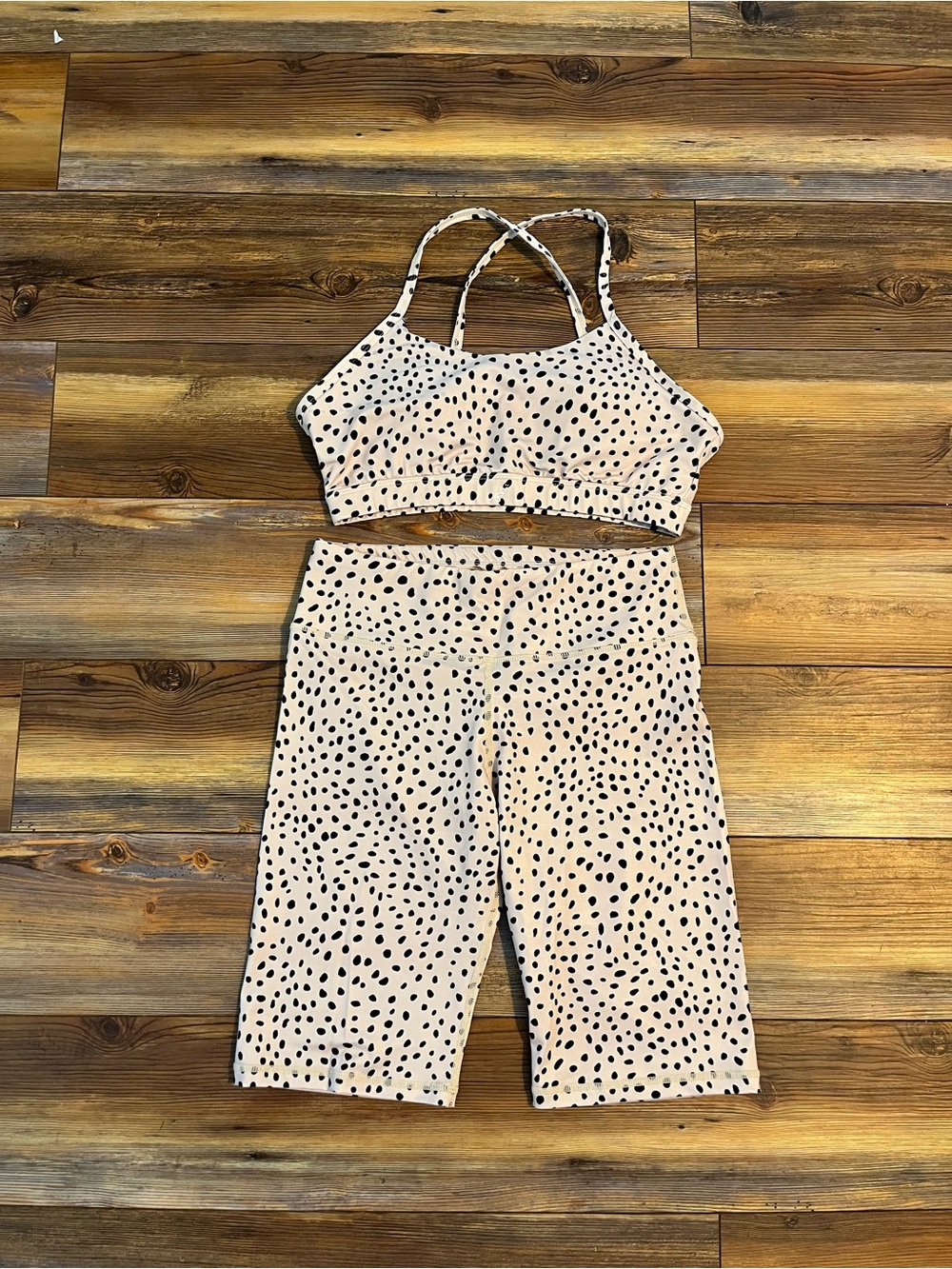 Brand New Unchained Polka Dot Active Bike Short 2 Piece Set - Cream/Black Size L